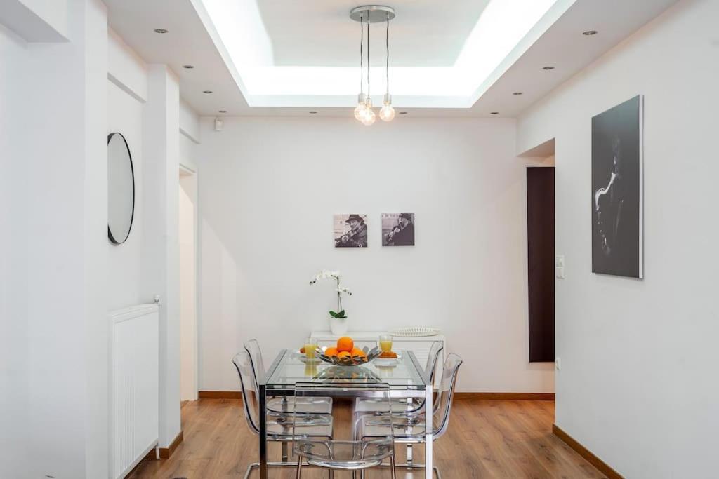 Modernised Athenian Apartment /W 2Br & 2Ba Exterior photo